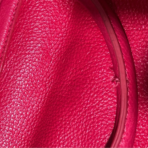 Tory Burch Amanda Hobo Purse w/ matching wallet - Picture 10 of 11